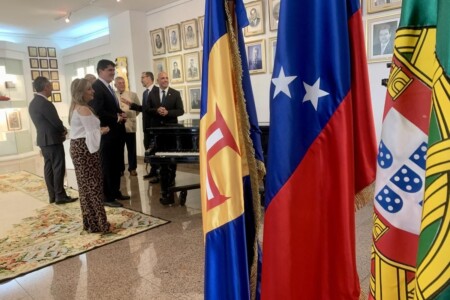 Un alcalde de Madeira visita Venezuela tras los terremotos y lleva ayuda directa a la comunidad portuguesa afectada